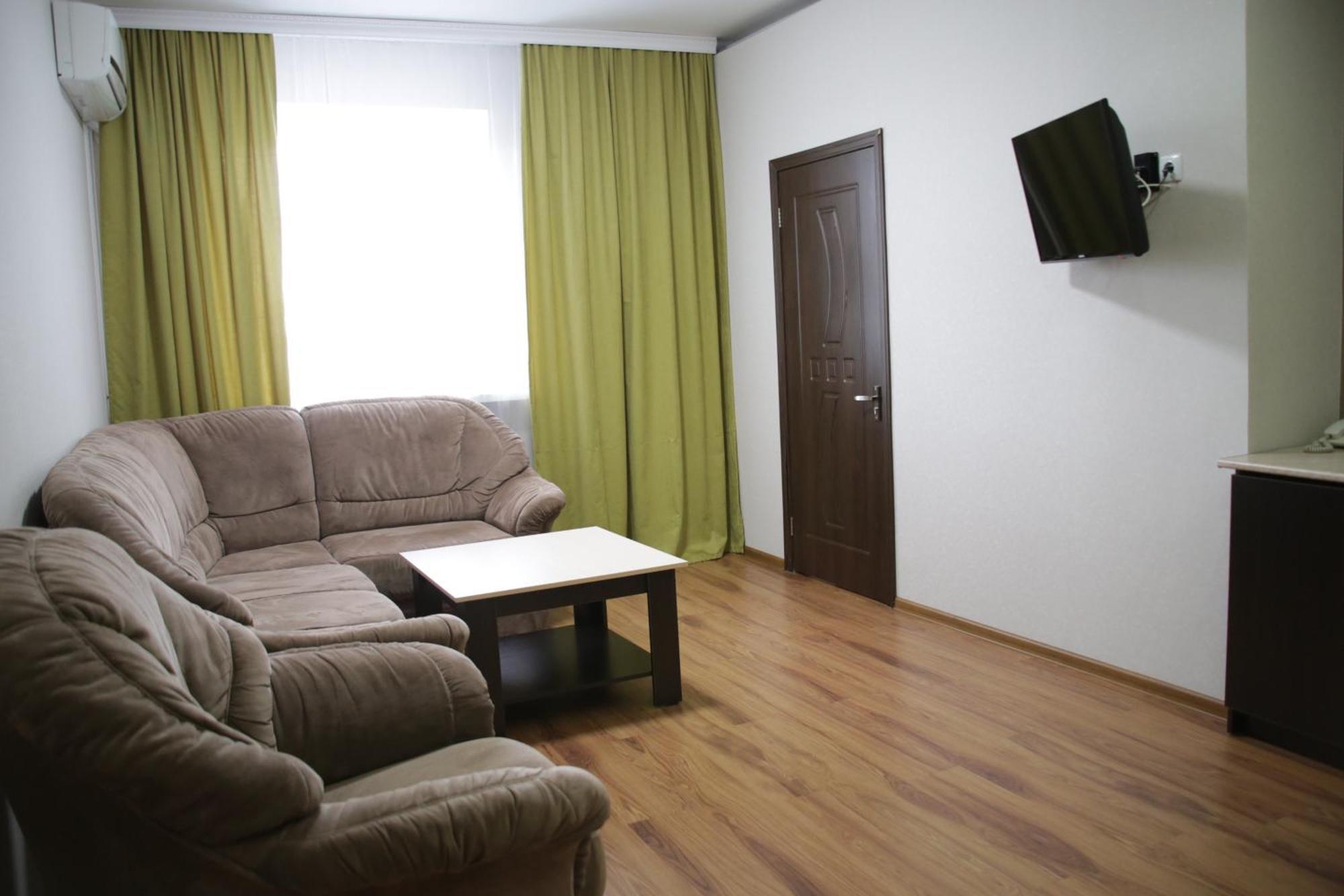 City Hotel Ust-Kamenogorsk Ngoại thất bức ảnh