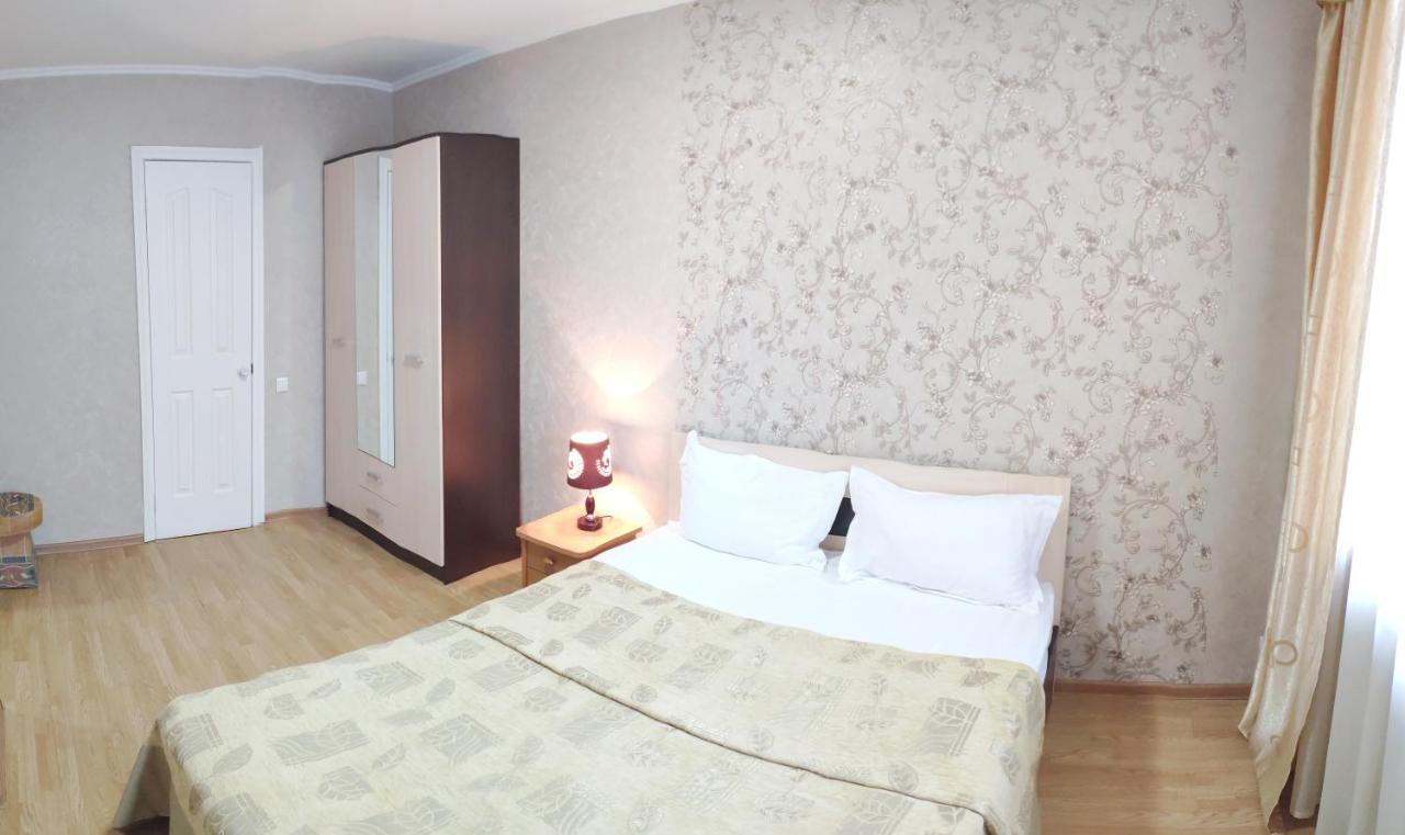 City Hotel Ust-Kamenogorsk Ngoại thất bức ảnh
