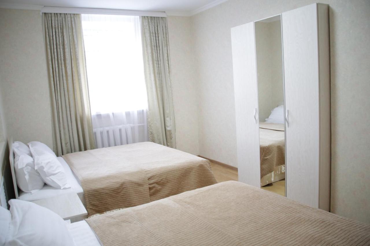 City Hotel Ust-Kamenogorsk Ngoại thất bức ảnh