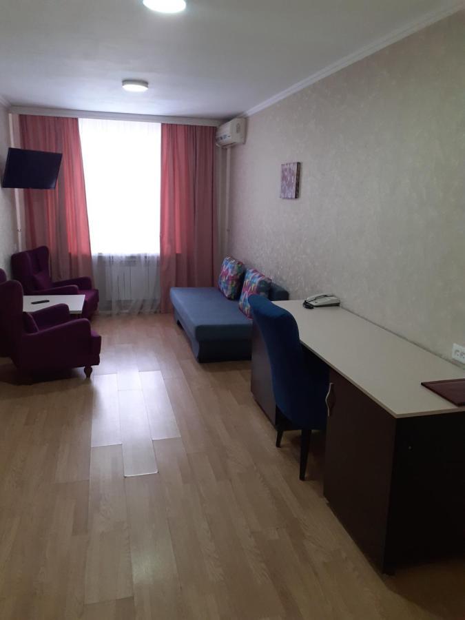 City Hotel Ust-Kamenogorsk Ngoại thất bức ảnh